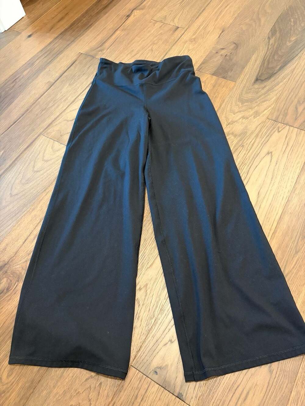 GapFit Women's High-Waisted Wide Leg Yoga Pants, Black, Size M